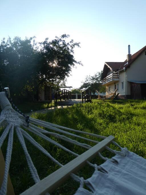 Horace Guesthouse Pool & Hot Tub & Bikes & River Dejani Esterno foto